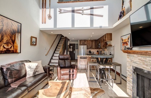 Peak 9 Resort | Luxurious Ski-in/Ski-out Walking Distance to Main Street