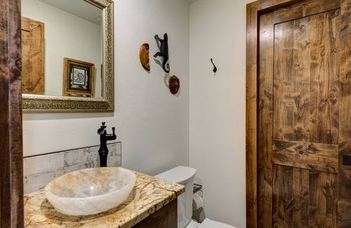 Peak 9 Resort | Luxurious Ski-in/Ski-out Walking Distance to Main Street