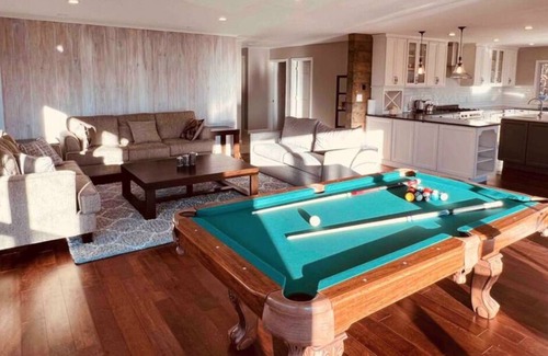 Jewett House | Luxurious ski/swimming cabin hunter & windham mountain