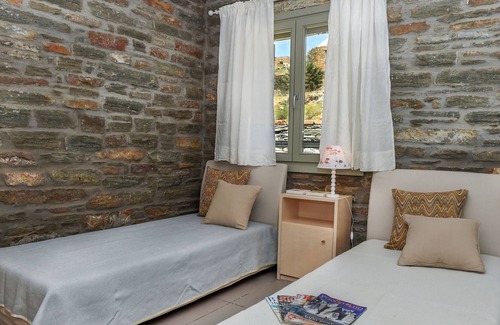 Koundouros Villa | Luxurious Stone Villa with Sea View and Pool in Kea (Tzia)-Regist Nu:00000120305
