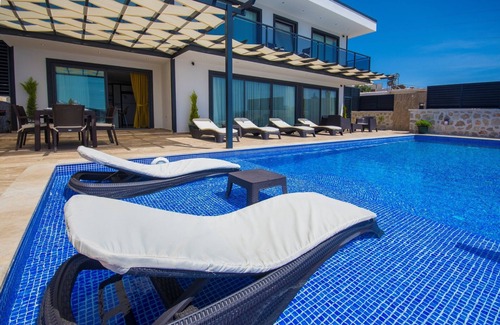 Kalkan Villa | Luxurious Three Bedroom Villa with Large Infinity Pool and Panoramic Sea Views