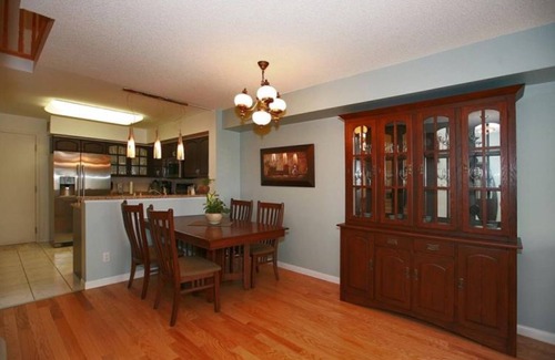 Willowdale Apartment | Luxurious two bedroom in the Yonge & Finch area of North York.