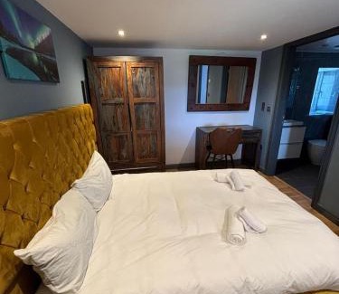 Portree Apartment | Luxurious, Unique, and Elegant Cottage by Portree