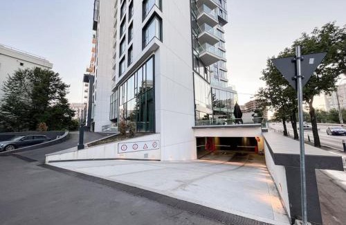 Aviatiei Apartment | Luxurious Vibe In the Business Center, City Views