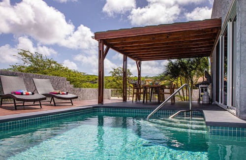 Sabadeco House | Luxurious Villa, Private Pool & Amazing Views by Andrea Sites (Crown Ridge)