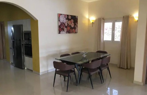 Saly Petite Cote Villa | Luxurious villa, very large pool, 3km from the beach. 6 mn from Saly,