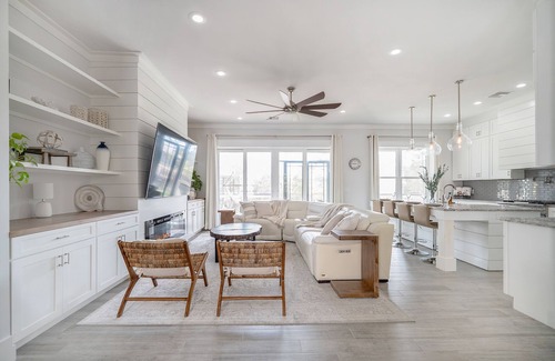 Walton County House | Luxurious waterfront retreat! Bring your boat! Stunning new private pool!