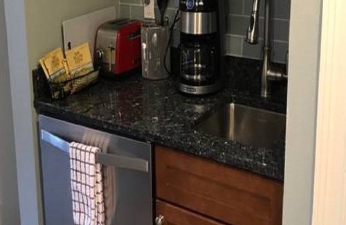 Lincoln Condo | Luxuruy modern studio at River Walk Resort with balcony view of Mountain VIP fl
