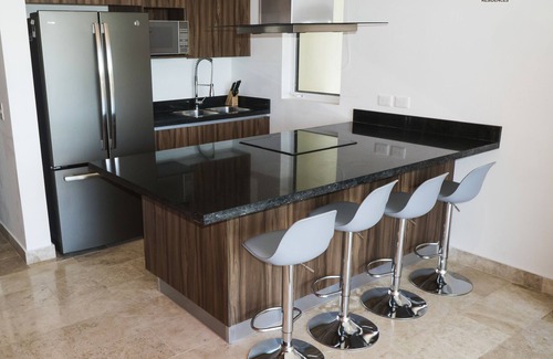 Akumal Apartment | Luxury 1 bedroom condo in Bahia Principe Terrazas