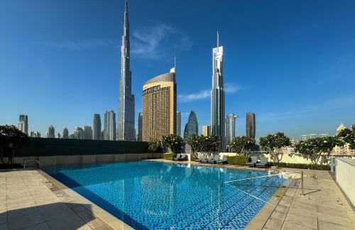 Bur Dubai Apartment | Luxury 1 Bedroom in the Heart of Famous Downtown