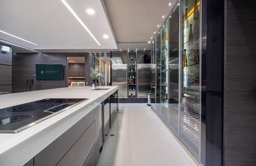 Popular Apartment | Luxury 12BR Penthouse Package right in Lleras Park