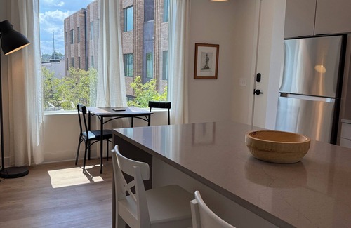 Inglewood Condo | Luxury 1BR/1BA, 12 Mins to Broadway