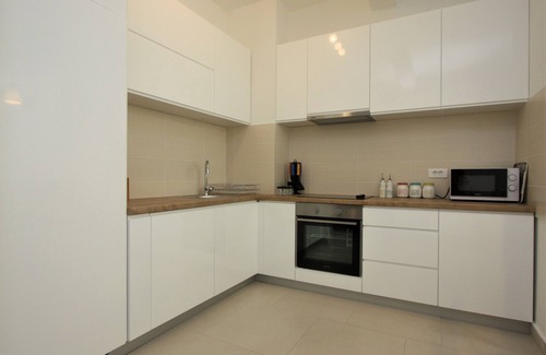 Donji Morinj Apartment | Luxury 1BR Apartment Cozy Gardennn
