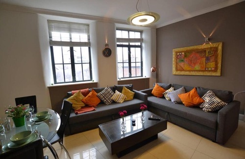 Spitalfields Apartment | Luxury 2 bed apartment @Liverpool St up to 8 guest