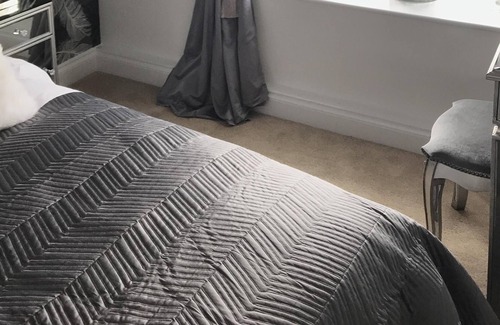 Witney Apartment | Luxury 2 bedroom Apartment in Witney