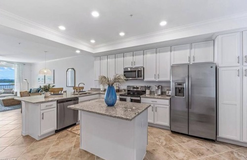 Biggar Condo | Luxury 2-bedroom condo with Golf in beautiful Punta Gorda