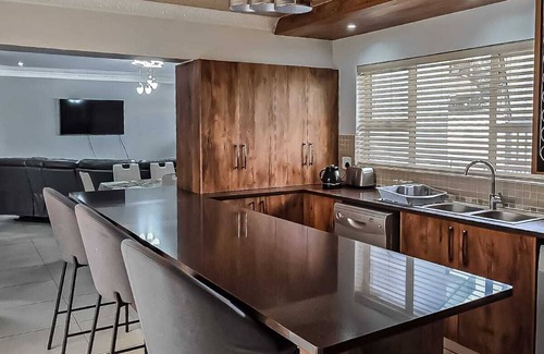 Milnerton House | Luxury 2-bedroom house in Cape Town