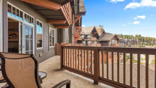Peak 8 Apartment | Luxury 2-Bedroom Resort Suite at One Ski Hill Place Breckenridge with Mountain Views and Resort Ameneties