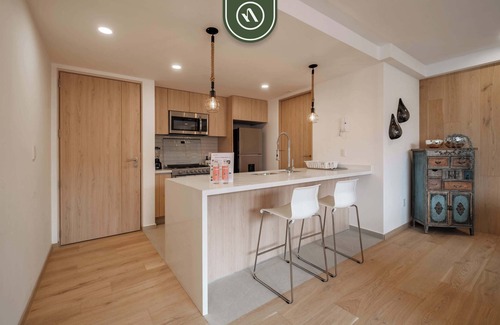 Hipodromo Apartment | Luxury 2 BR Condo in Condesa