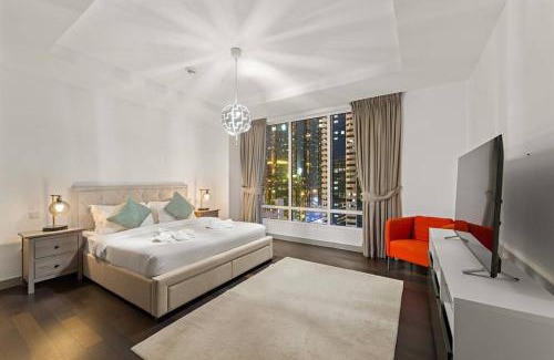 DIFC Apartment | Luxury 2BR DIFC Full Kitchen, Pool, Gym Near Restaurants