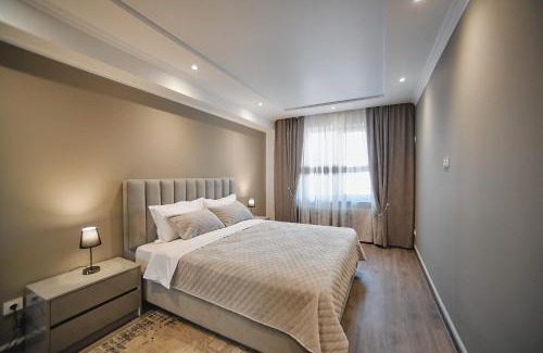 Chisinau Apartment | Luxury 2BR Penthouse with City Views in City Center GrandStay Apartments