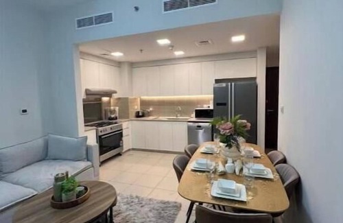 Bur Dubai Apartment | Luxury 2BR w/Pool, Gym & Balcony - Safi Apartment