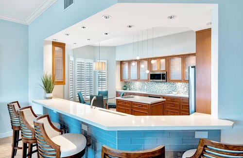 Vanderbilt Beach Condo | Luxury 3,000 sq. ft. coastal home w/private club access. Walk to the beach.