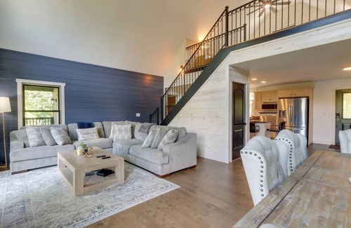 Ellijay Cabin | Luxury 3,800sft 5-bedroom cabin overlooking serene river w/2 game/theater rooms