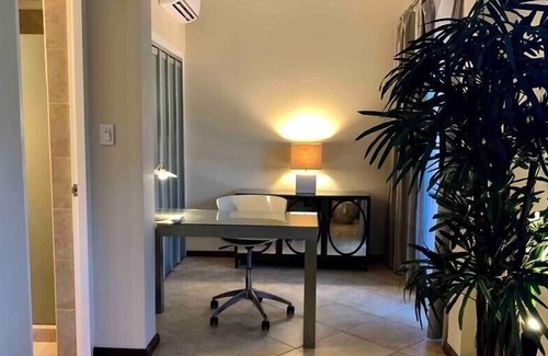 Gold Coast House | Luxury 3-bdr design townhome @ Malmok /Au~95