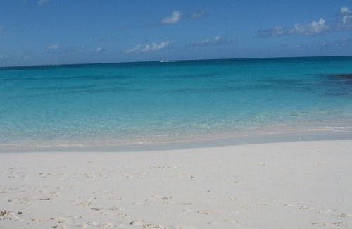 Leeward Settlement Condo | Luxury 3 BDRM/3 Bathroom Two-Level Penthouse at The Atrium Resort