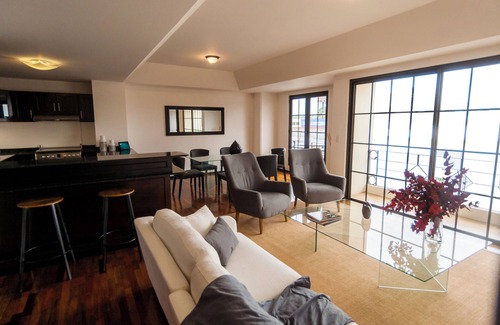 Zona 10 Apartment | Luxury 3-Bdrm Apartment with Air Conditioning in Zone 10, Great location.