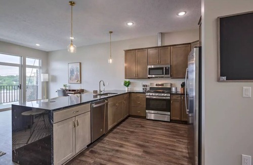 Downtown Omaha House | Luxury 3 Bed - Near UNMC