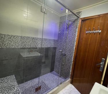 Gauthier Apartment | Luxury 3 Bedroom Apartment Panoramic Terrace View