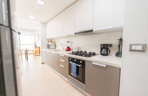 Tumba Vieja Apartment | Luxury 3 Bedroom Oceanview apt w parking balcony
