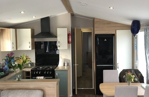 Weymouth House | Luxury 3 bedroom static caravan at Haven Littlesea