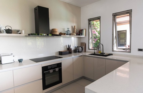 Na Thon Villa | Luxury 3-Bedroom Villa with Sea and Mountain Views, Pool, Cinema, and Gym!