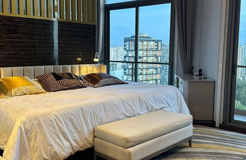 Leuro Apartment | Luxury 3BR apartment in Miraflores with A/C and amazing views of Lima.