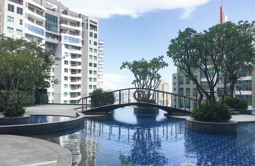Surabaya Apartment | Luxury 3Br Apartment In City Center At One Icon Residence
