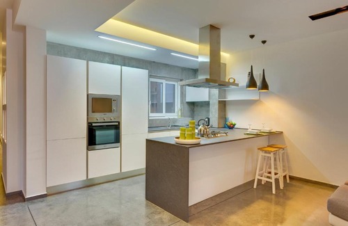 Ta' Xbiex Apartment | Luxury 3BR Apartment with Marina Views