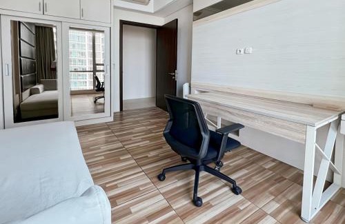 Bangka Apartment | Luxury 3BR Kemang Village Netflix, WiFi, Pool