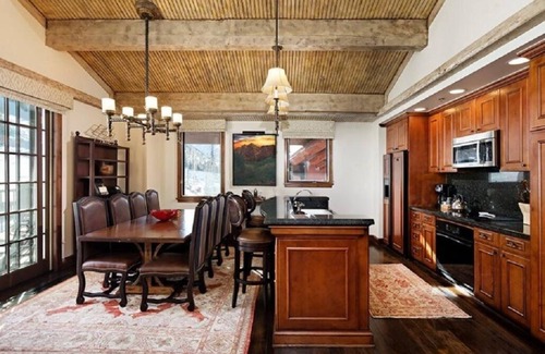 Aspen Condo | Luxury 3BR penthouse at The Ritz-Carlton Club in Aspen Highlands - mountain view