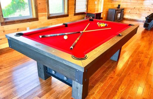 Chalet Village North Ski Chalet | Luxury 4 BDR, Breathtaking Views, Theater, EVC