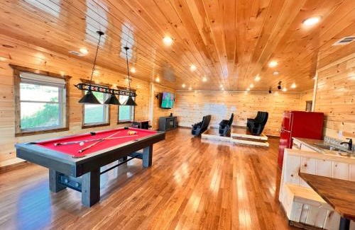 Chalet Village North Ski Chalet | Luxury 4 BDR, Breathtaking Views, Theater, EVC