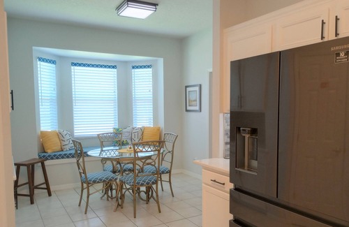 Florida Pines House | Luxury 4 Bedroom Home/South facing Pool/Spa/Covered Lanai. Champions Gate Area
