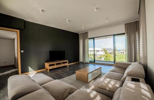 Flic-en-Flac Villa | Luxury 4-Bedroom Villa by Island Host