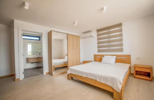Flic-en-Flac Villa | Luxury 4-Bedroom Villa by Island Host
