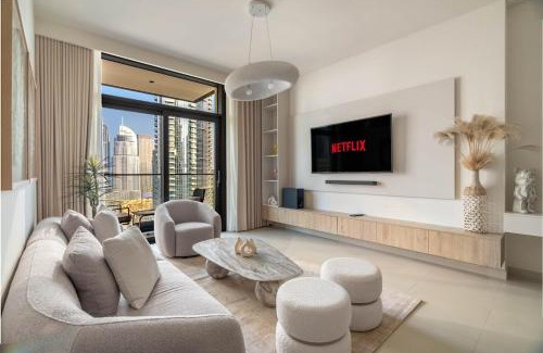 Downtown Dubai Apartment | Luxury 4BR in Heart of Dubai with Burj View