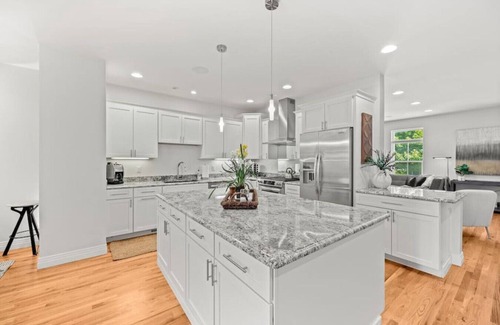 Platt Park House | Luxury 5 bd/4ba - sleeps 10 Near Platt Park/DU