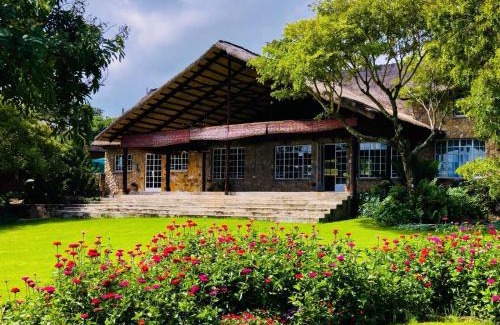 Juliasdale Apartment | Luxury 5 bed home in Juliasdale - 2309
