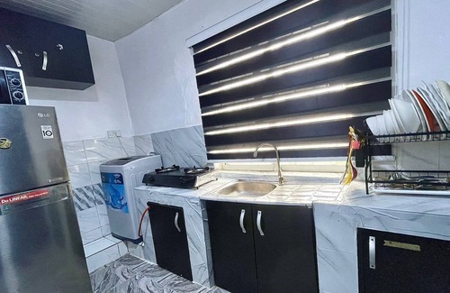 Opebi Apartment | Luxury 5-bedroom apartment in Ikeja Lagos with Wi-Fi, Netflix & full AC comfort!